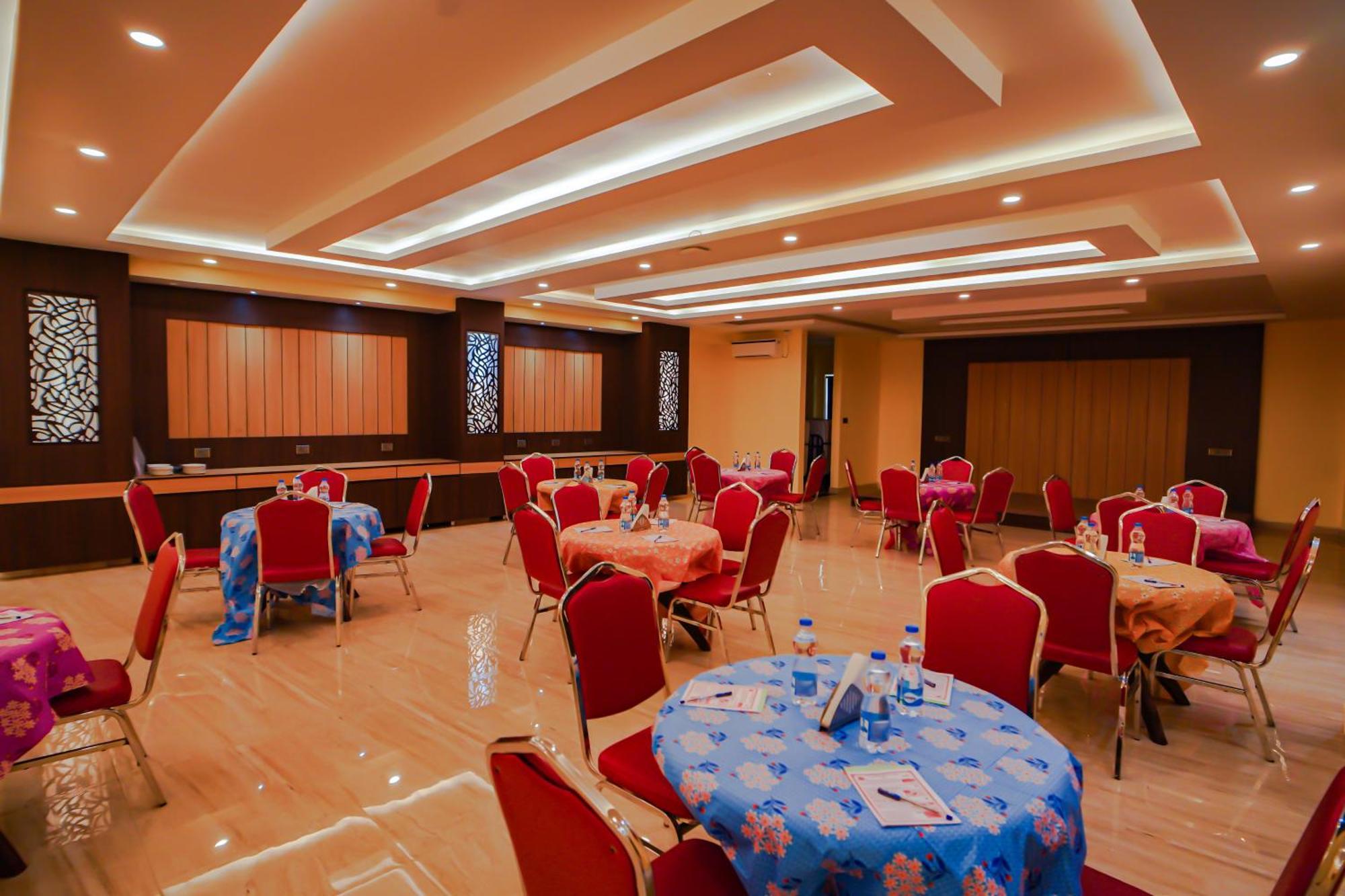 Prasant On Beach Resort !! Lift - Wifi -Restaurant-Parking Facilities-Newly Decorated Room !! Mandarmani Eksteriør bilde