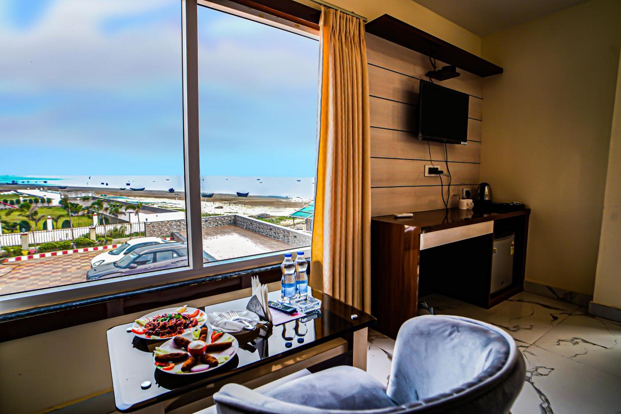 Prasant On Beach Resort !! Lift - Wifi -Restaurant-Parking Facilities-Newly Decorated Room !! Mandarmani Eksteriør bilde