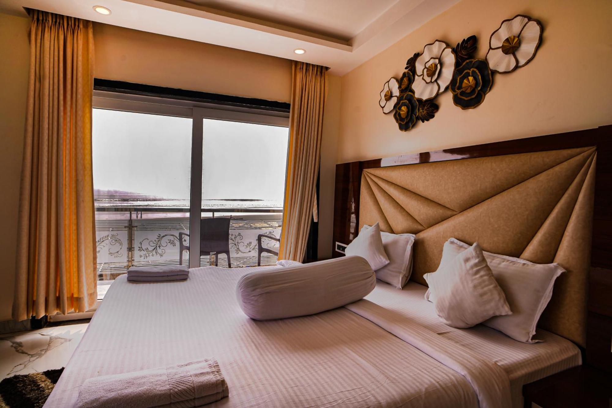 Prasant On Beach Resort !! Lift - Wifi -Restaurant-Parking Facilities-Newly Decorated Room !! Mandarmani Eksteriør bilde