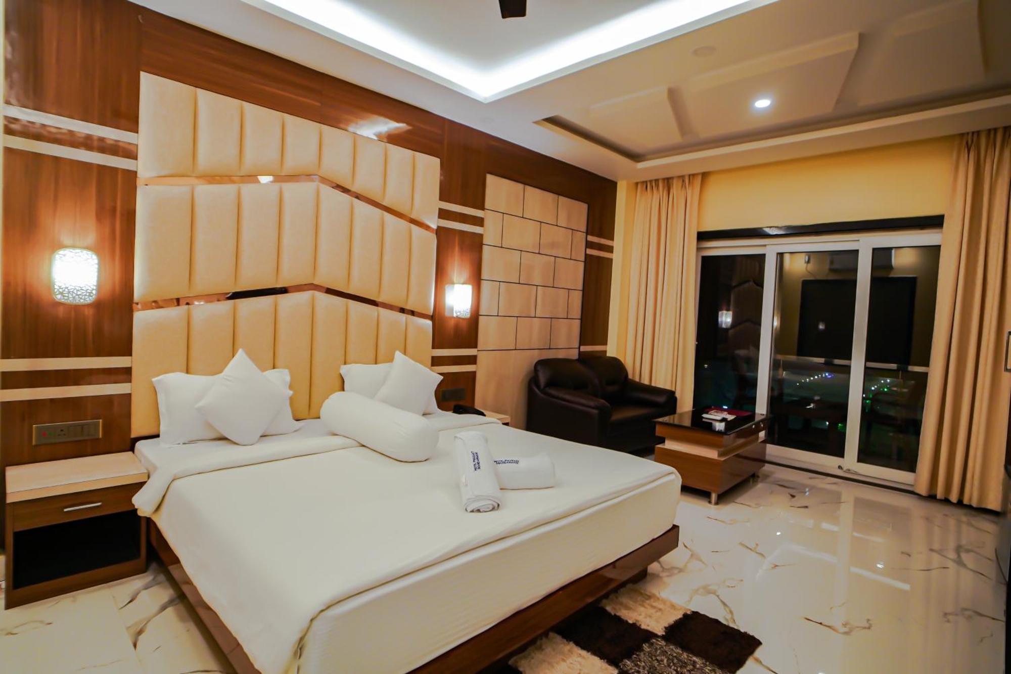 Prasant On Beach Resort !! Lift - Wifi -Restaurant-Parking Facilities-Newly Decorated Room !! Mandarmani Eksteriør bilde