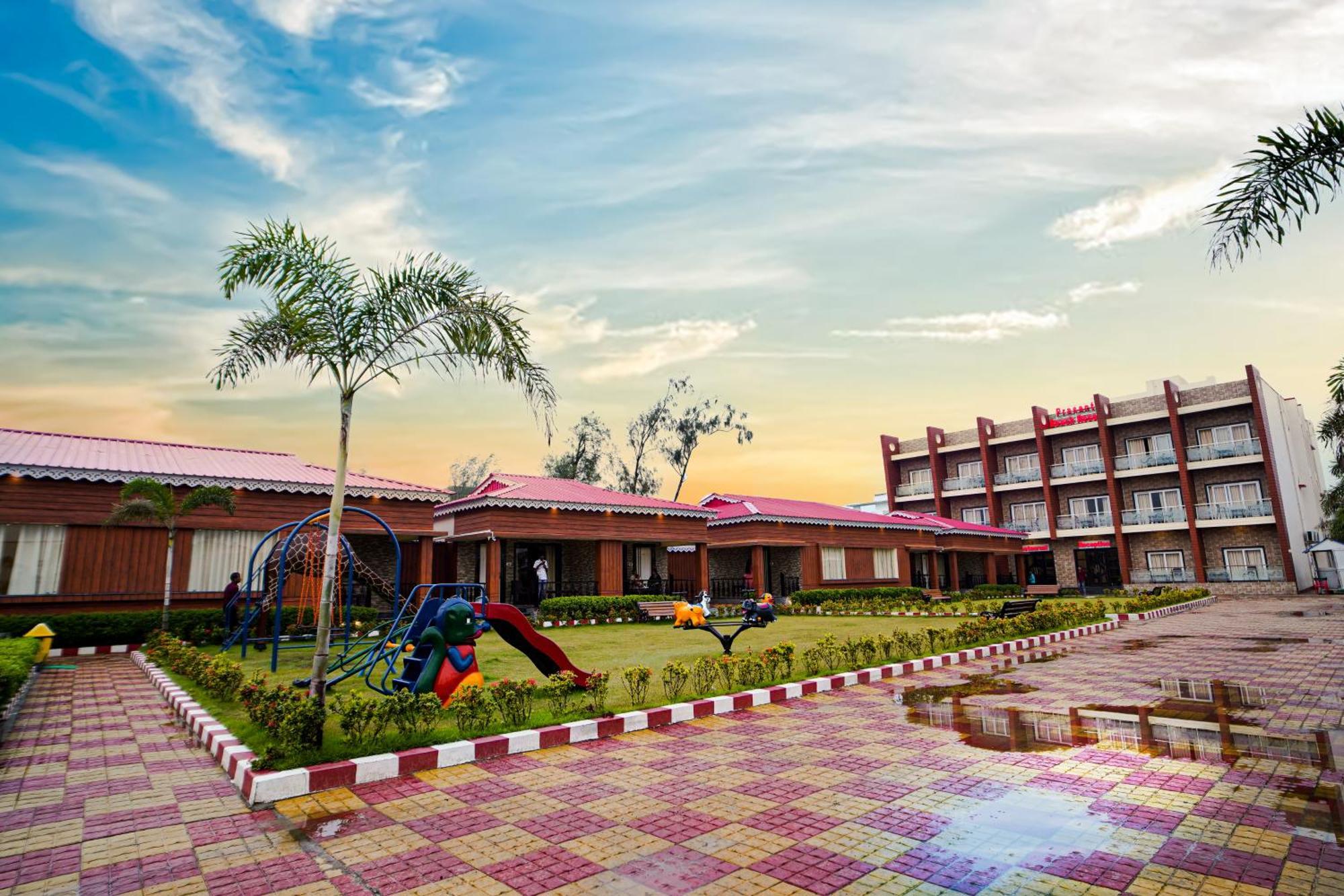 Prasant On Beach Resort !! Lift - Wifi -Restaurant-Parking Facilities-Newly Decorated Room !! Mandarmani Eksteriør bilde