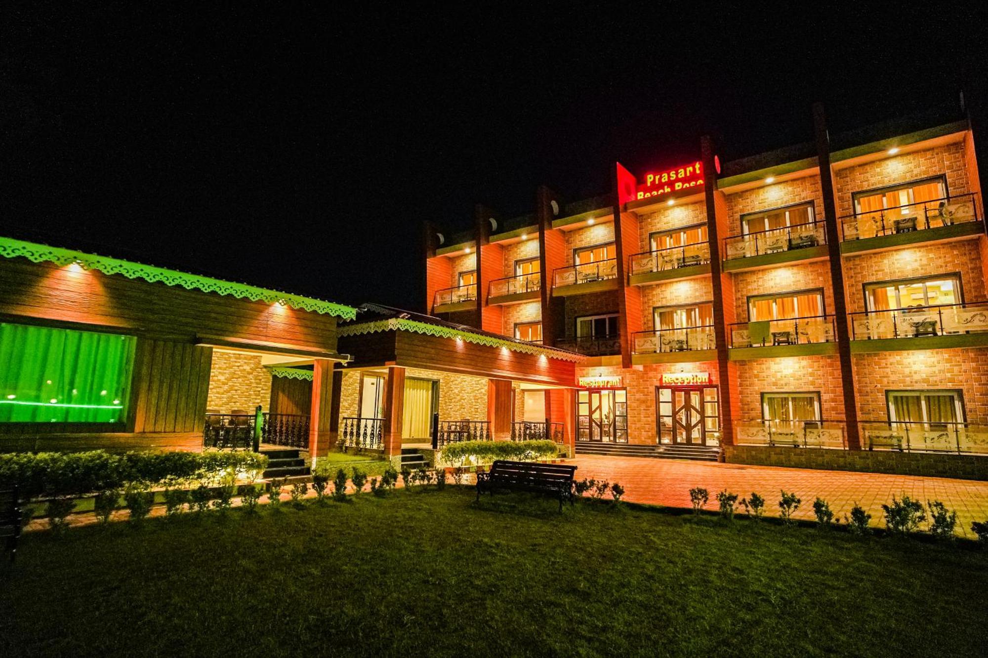 Prasant On Beach Resort !! Lift - Wifi -Restaurant-Parking Facilities-Newly Decorated Room !! Mandarmani Eksteriør bilde