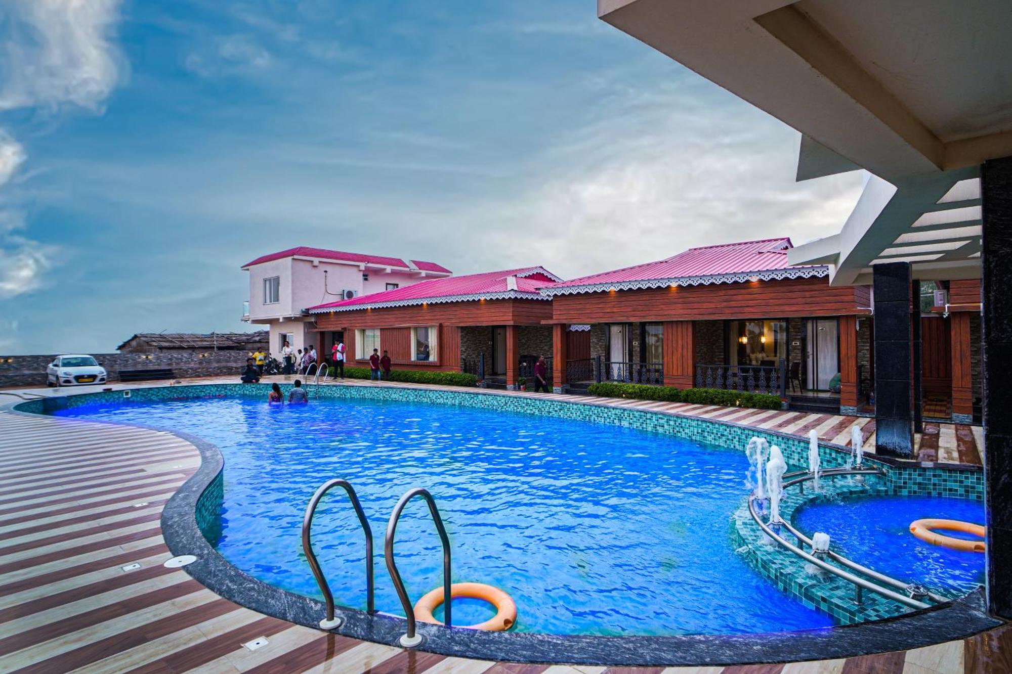 Prasant On Beach Resort !! Lift - Wifi -Restaurant-Parking Facilities-Newly Decorated Room !! Mandarmani Eksteriør bilde