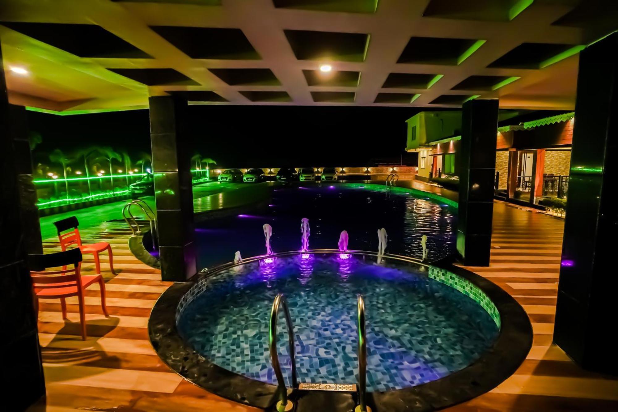 Prasant On Beach Resort !! Lift - Wifi -Restaurant-Parking Facilities-Newly Decorated Room !! Mandarmani Eksteriør bilde