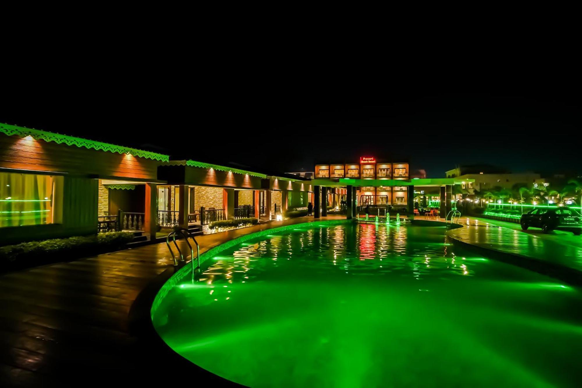 Prasant On Beach Resort !! Lift - Wifi -Restaurant-Parking Facilities-Newly Decorated Room !! Mandarmani Eksteriør bilde